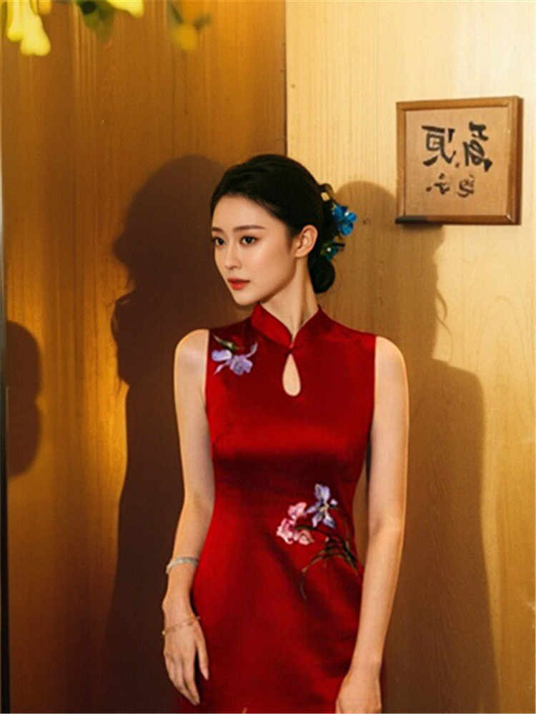 Bride Wedding Toast Dress Red Cheongsam Engagement Dress