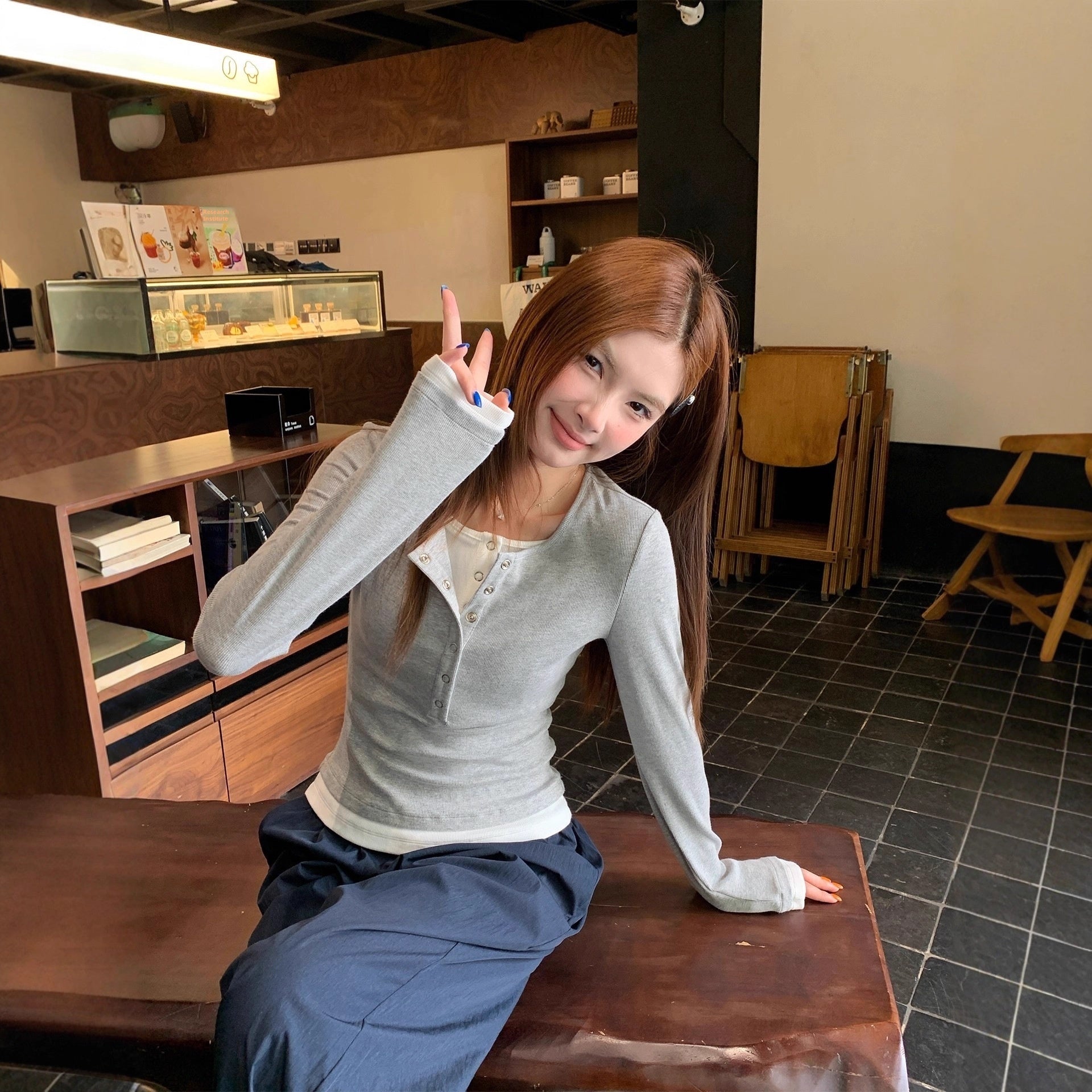 Women's Designer Niche Slim Semi-open Collar Base Top